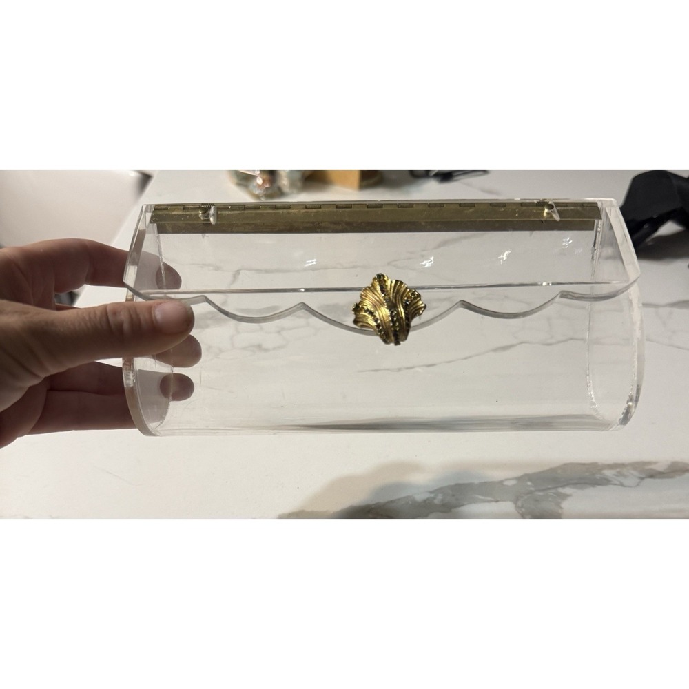 Vintage Lucite Acrylic Clutch Hinged Scalloped Edge handbag 1950s clear plastic - Picture 2 of 11